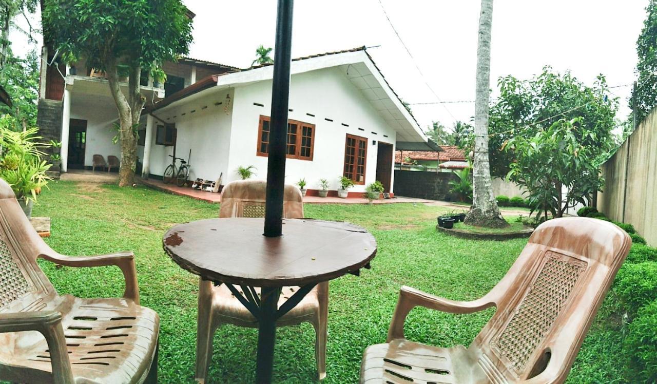 Sanithu Homestay And Villa Galle Exteriör bild
