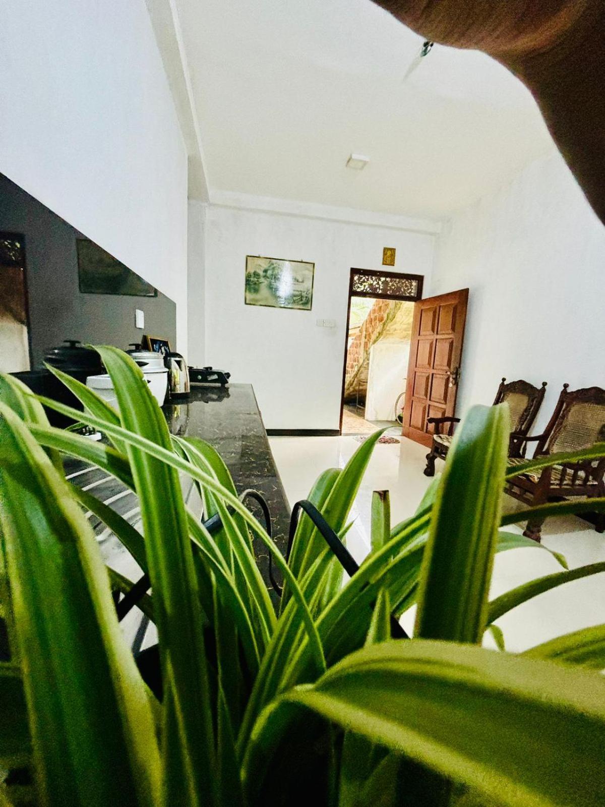 Sanithu Homestay And Villa Galle Exteriör bild