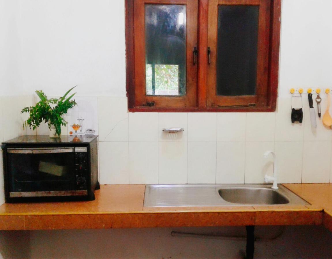 Sanithu Homestay And Villa Galle Exteriör bild